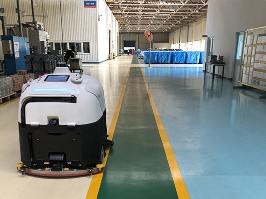 坦力工廠掃地機(jī)器人：價(jià)格 “高冷”，省錢超 “暖”！