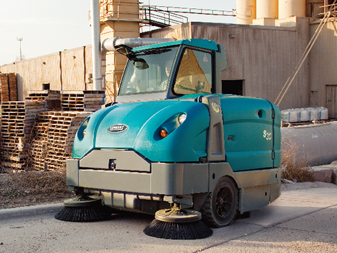 不同工廠車間如何選擇掃地機(jī)？