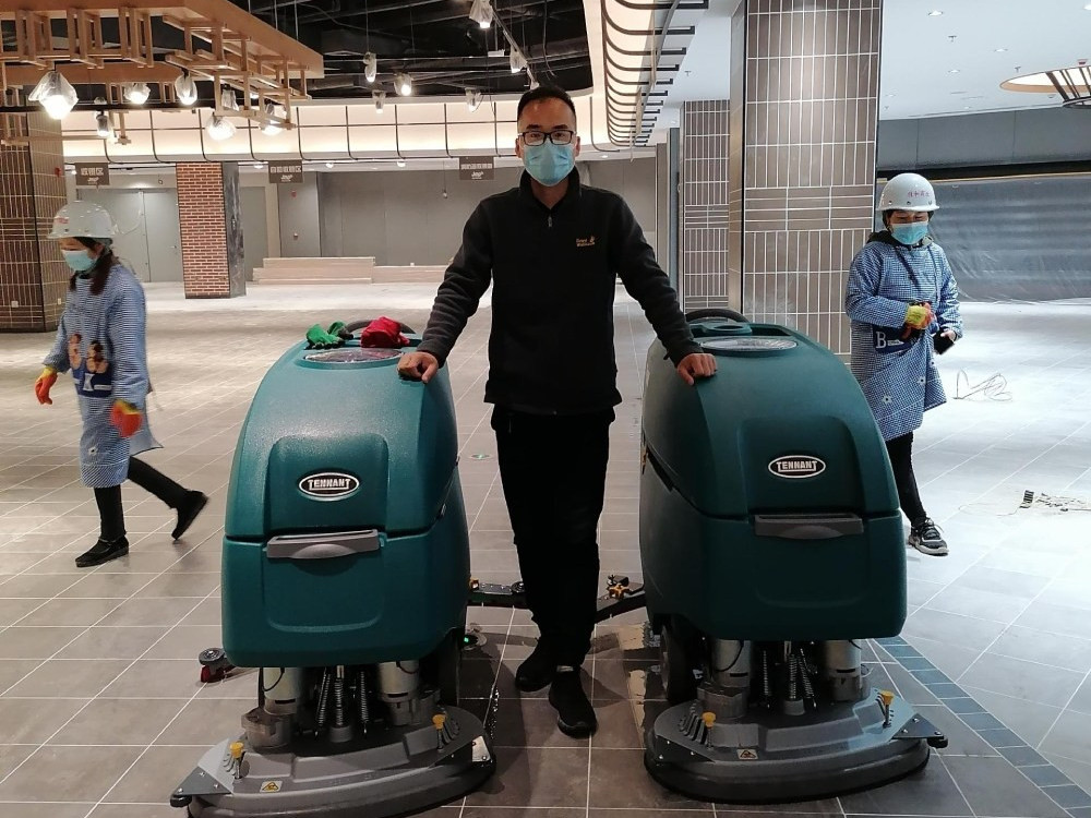 商業(yè)洗地機(jī)哪個(gè)牌子好？