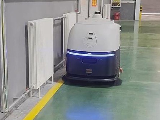 工業(yè)清潔別再 “碰運氣”！坦力自動洗地機器人來 “開路”