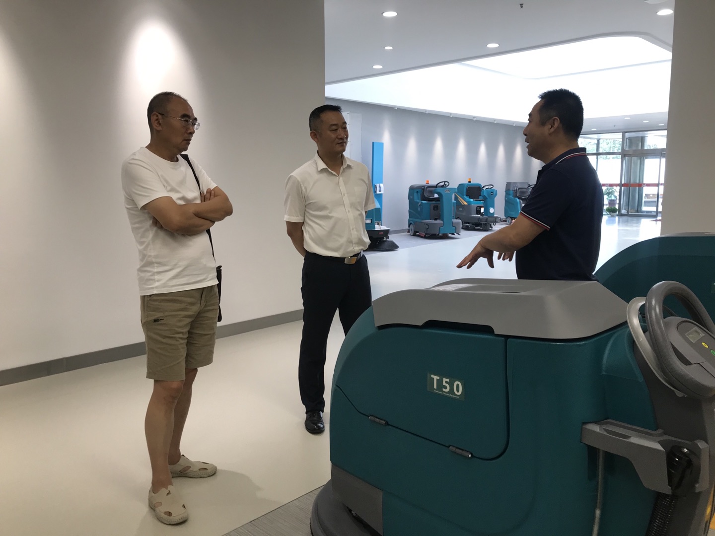 一款好的工廠洗地機，讓您的勞動力更高效