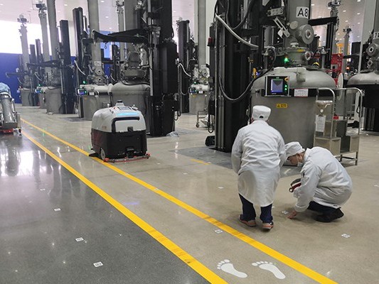 有了坦力工業(yè)無人掃地機(jī)器人，招工難？清潔難？不存在