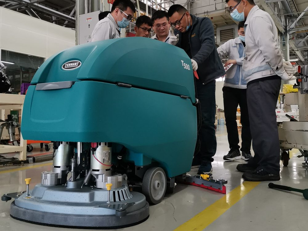 工廠選購洗地機(jī)的關(guān)鍵點(diǎn)，都在這里了！