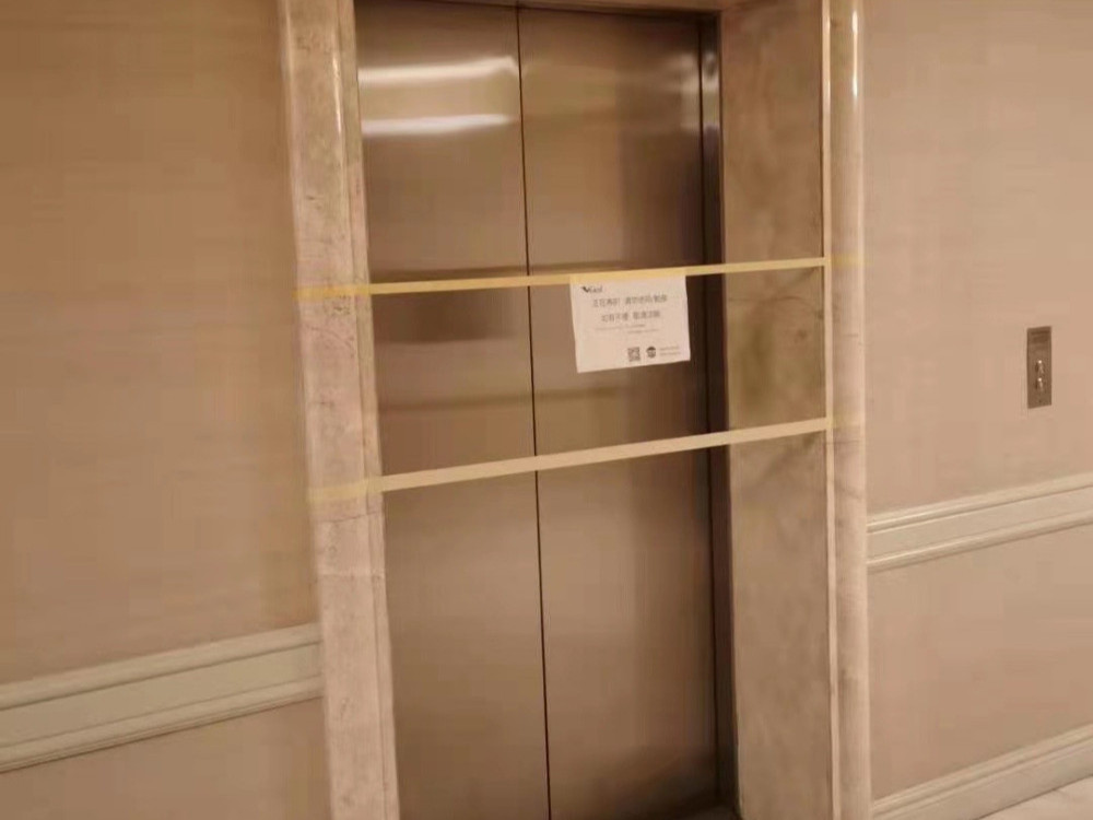 電梯消毒遭腐蝕，如何才能避免？